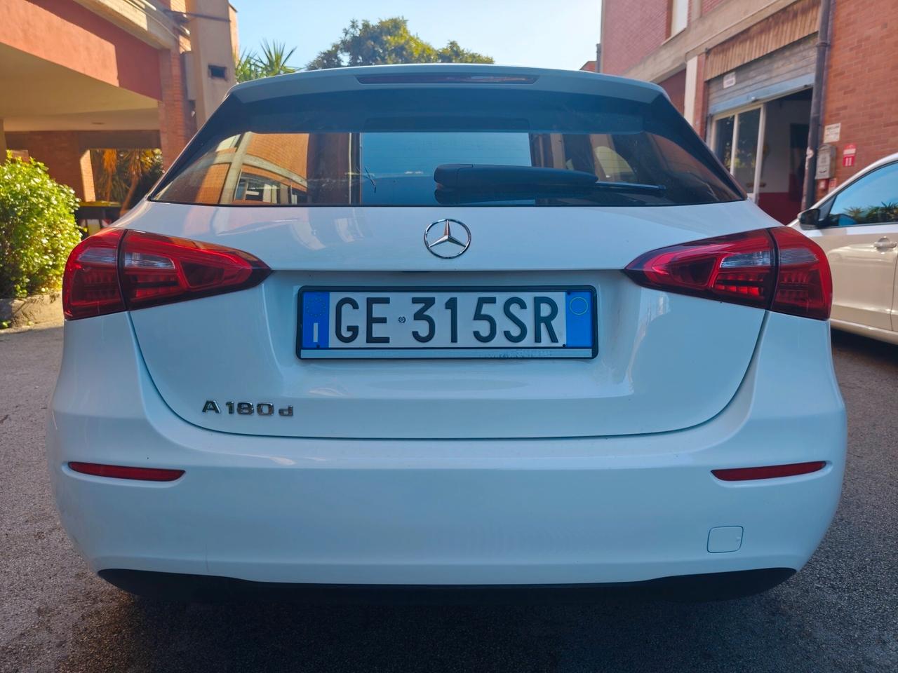 Mercedes-benz A 180 d Automatic Business