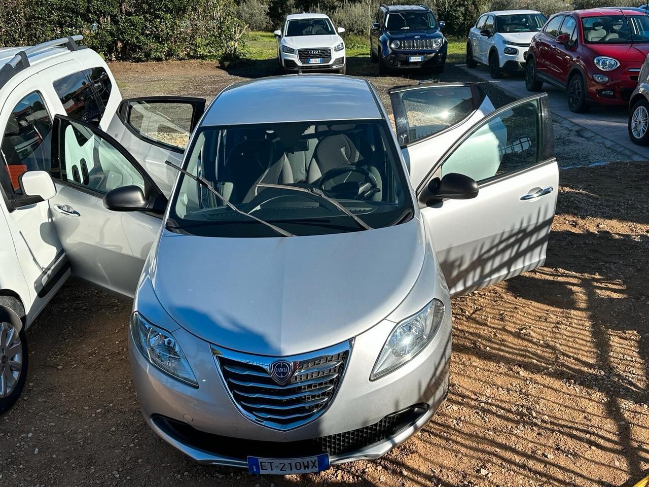 Lancia Ypsilon 1.3 MJT 16V 95 CV 5 porte Elefantino CLIMA MULTIFUNZIONE PDC