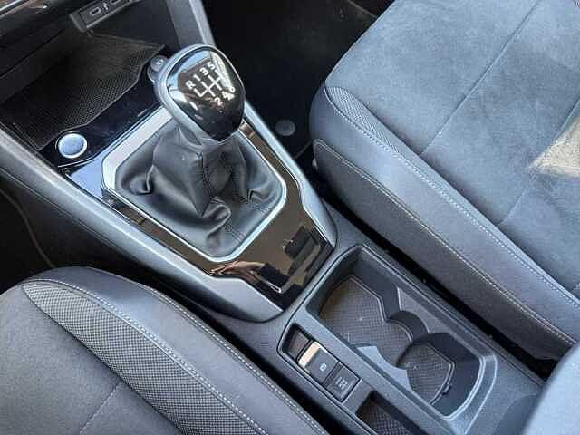 Volkswagen T-Roc 1.0TSI 110CV Style - NEOPATENTATI -