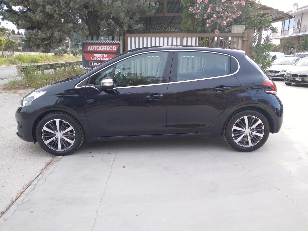 Peugeot 208 BlueHDi 75 5 porte Allure