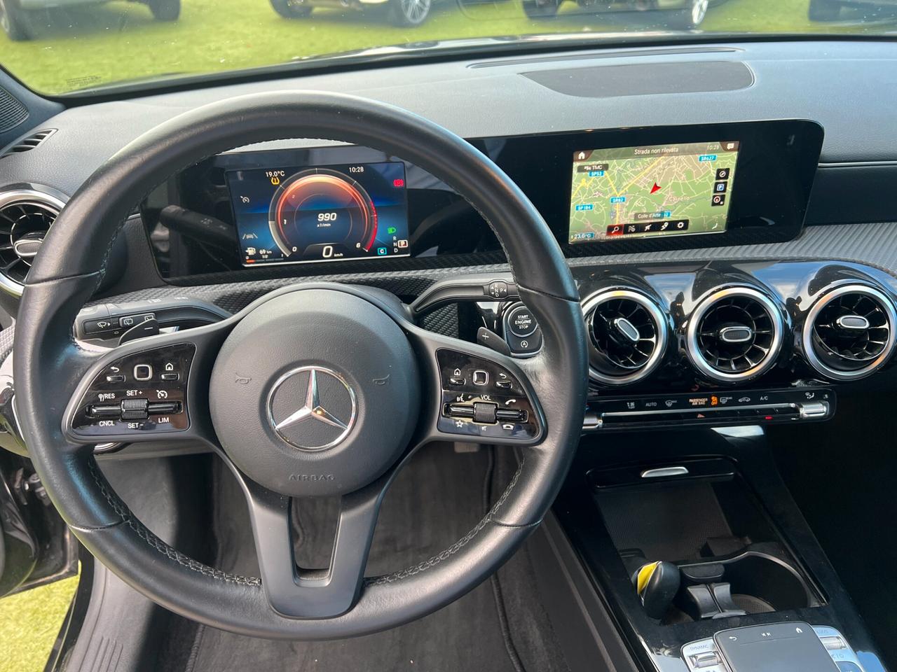 Mercedes-benz 116 CV A 180 d Automatic Business Sport edition/COMAND/ Carbon look/NAVI/CAMERA