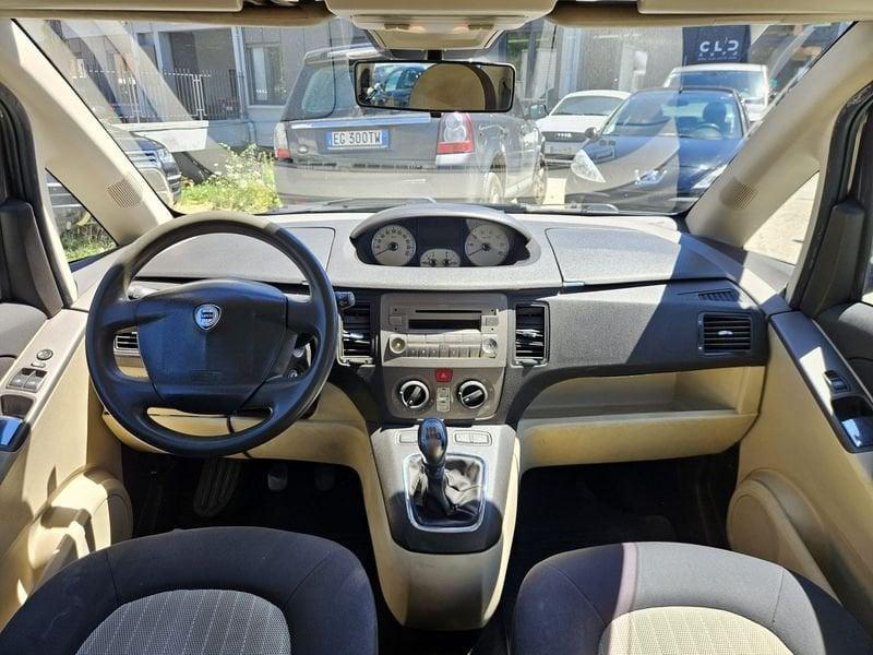 Lancia Musa Musa 1.4 16v