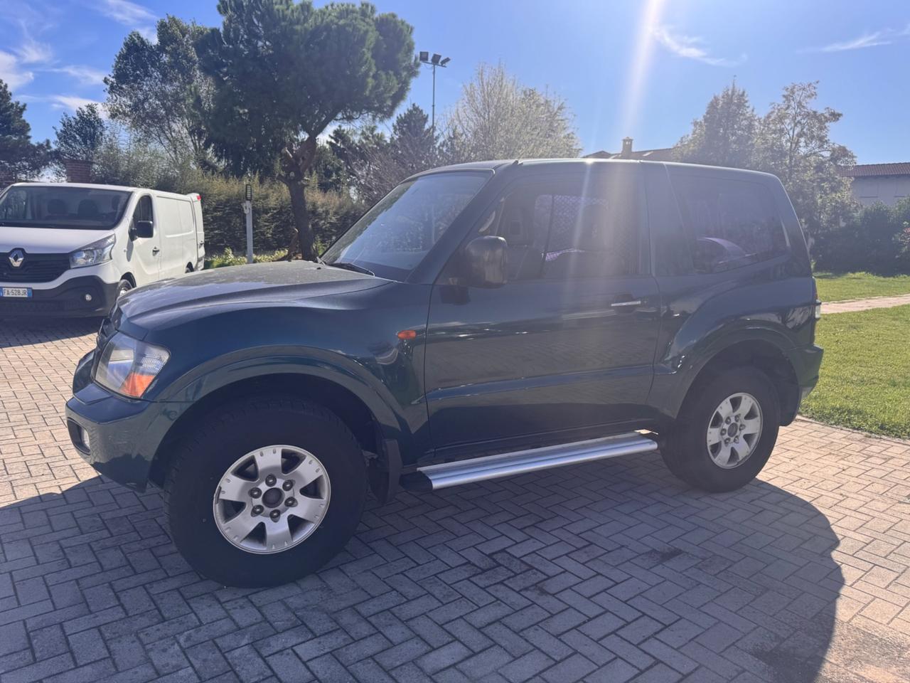 Mitsubishi Pajero 2.5 TDI 3p. GLX