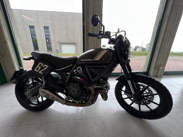 Ducati Scrambler 800, Scarico HP, Specchi barracuda, Abs