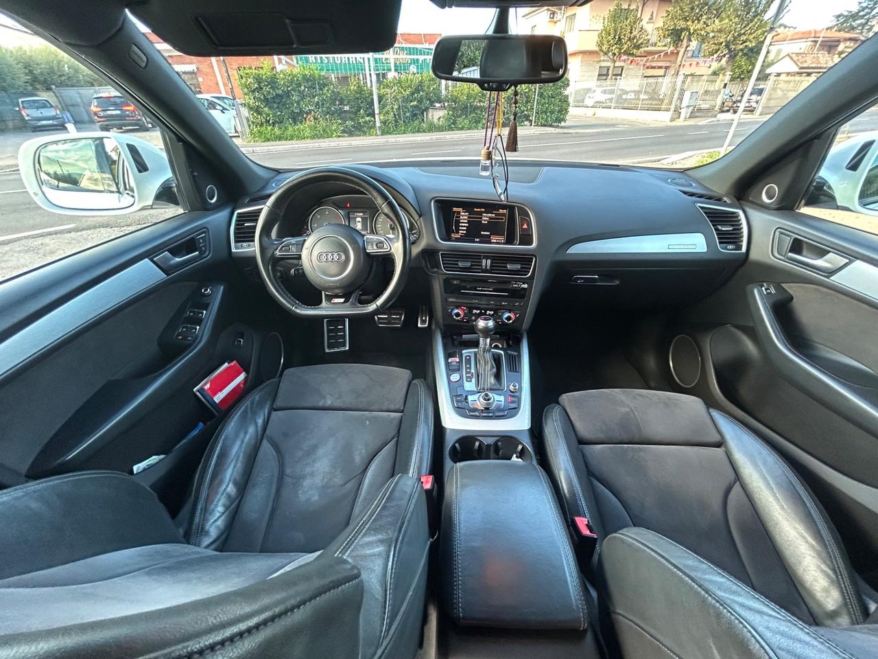 Audi SQ5 3.0 V6 TDI plus Biturbo quattro tiptronic Business