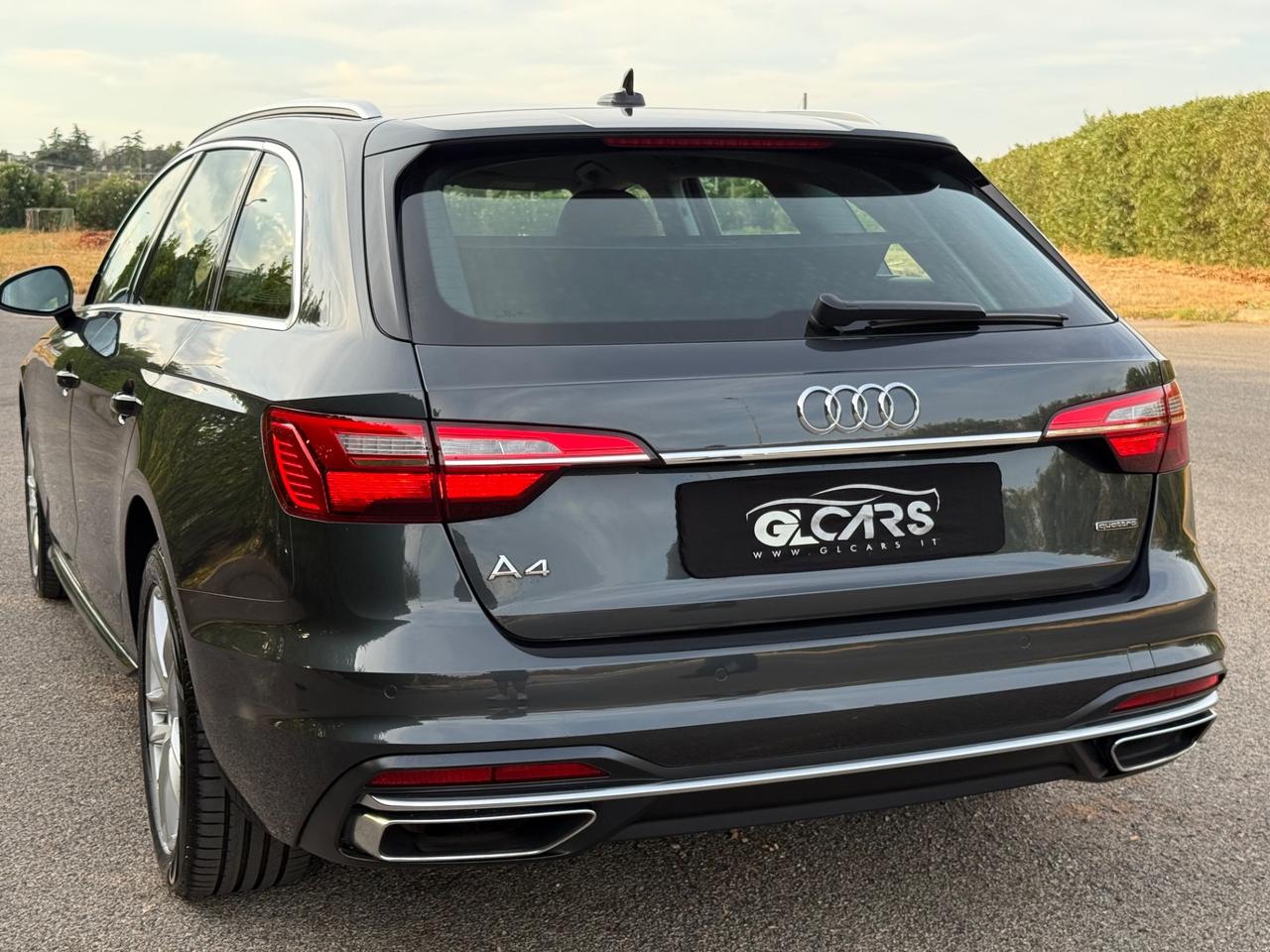 Audi A4 Avant 40 TDI quattro S tronic Business Advanced