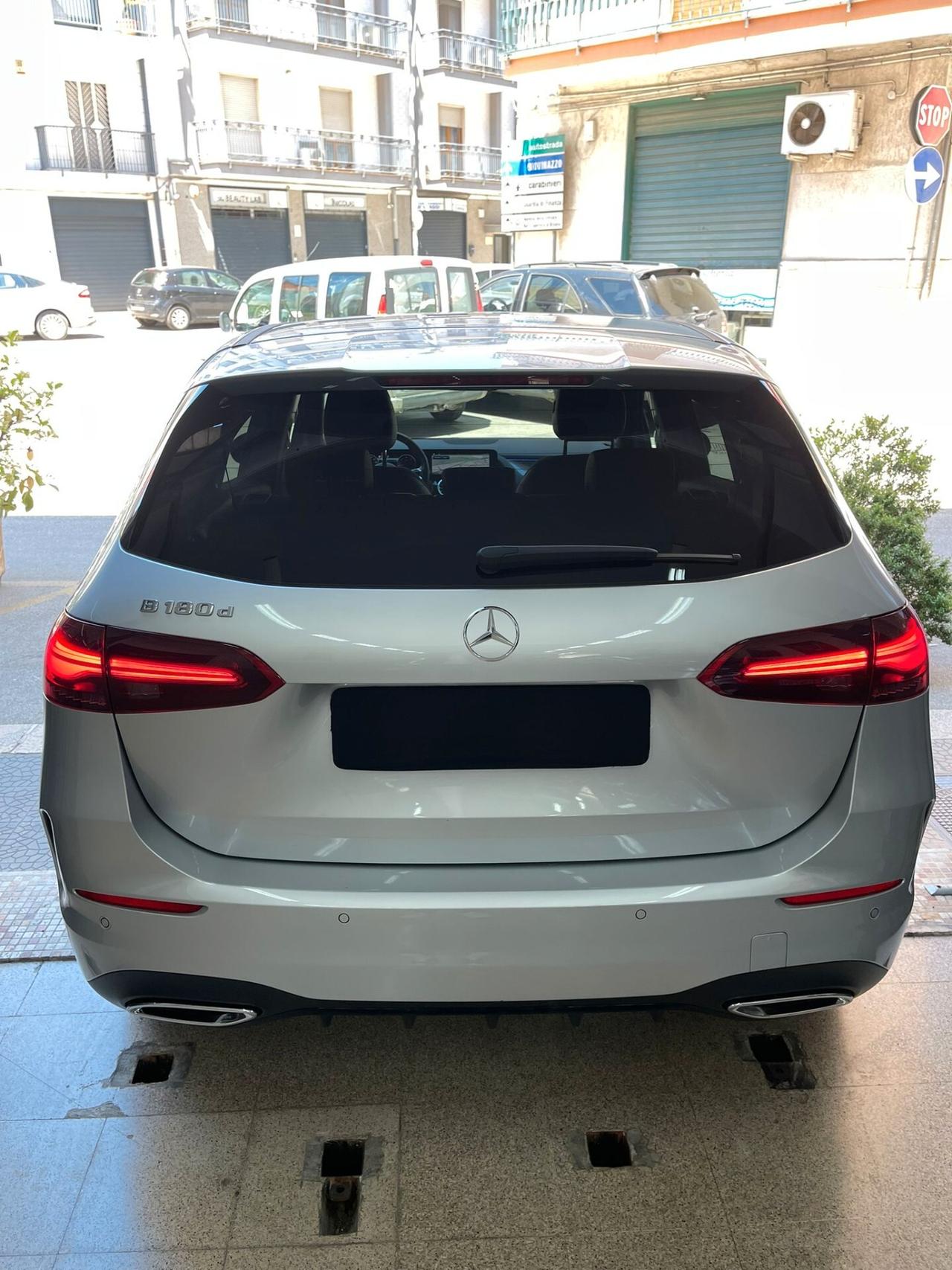 Mercedes-Benz B 180 d Automatic AMG Line Advanced Plus