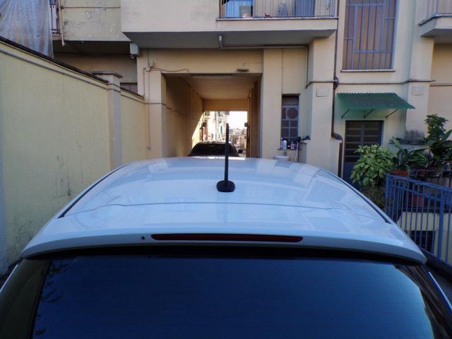 LANCIA Ypsilon 1.0 FireFly 5 porte S&S Hybrid Ecochic Silver