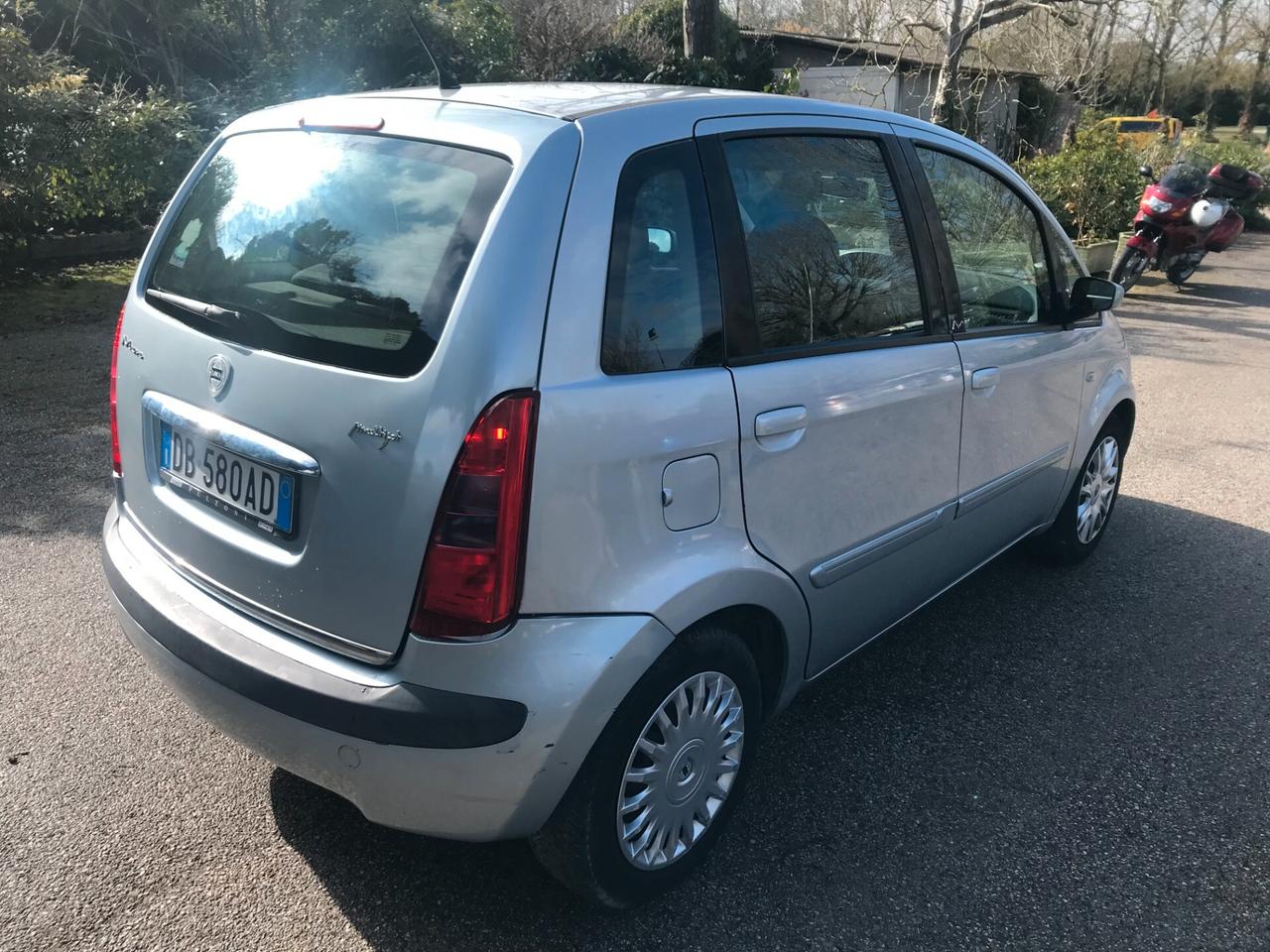 Lancia MUSA 1.3 Multijet 16V Oro