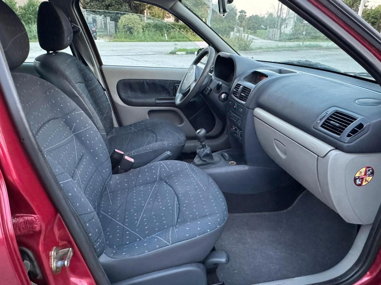 Renault Clio 1.2 cat 5 porte Accetto Permute