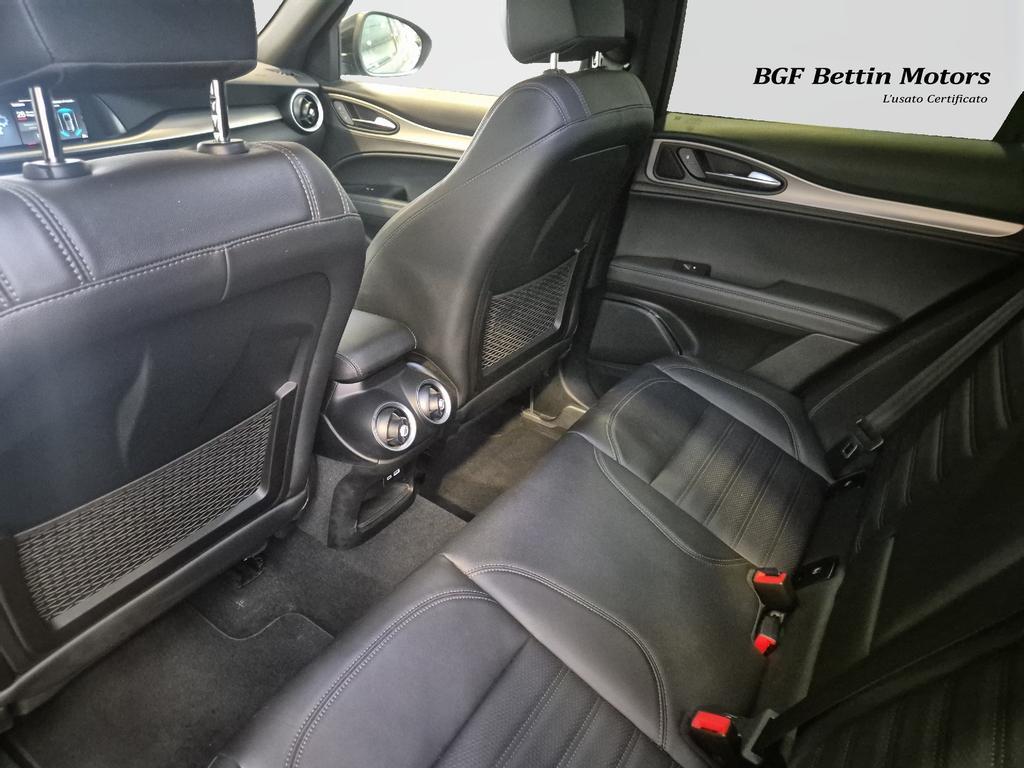 Alfa Romeo Stelvio 2.2 t Veloce Q4 210cv auto