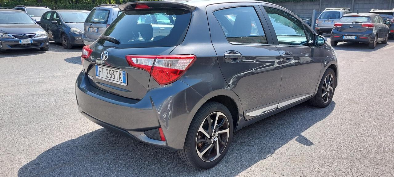 Toyota Yaris 1.5 5 porte Lounge
