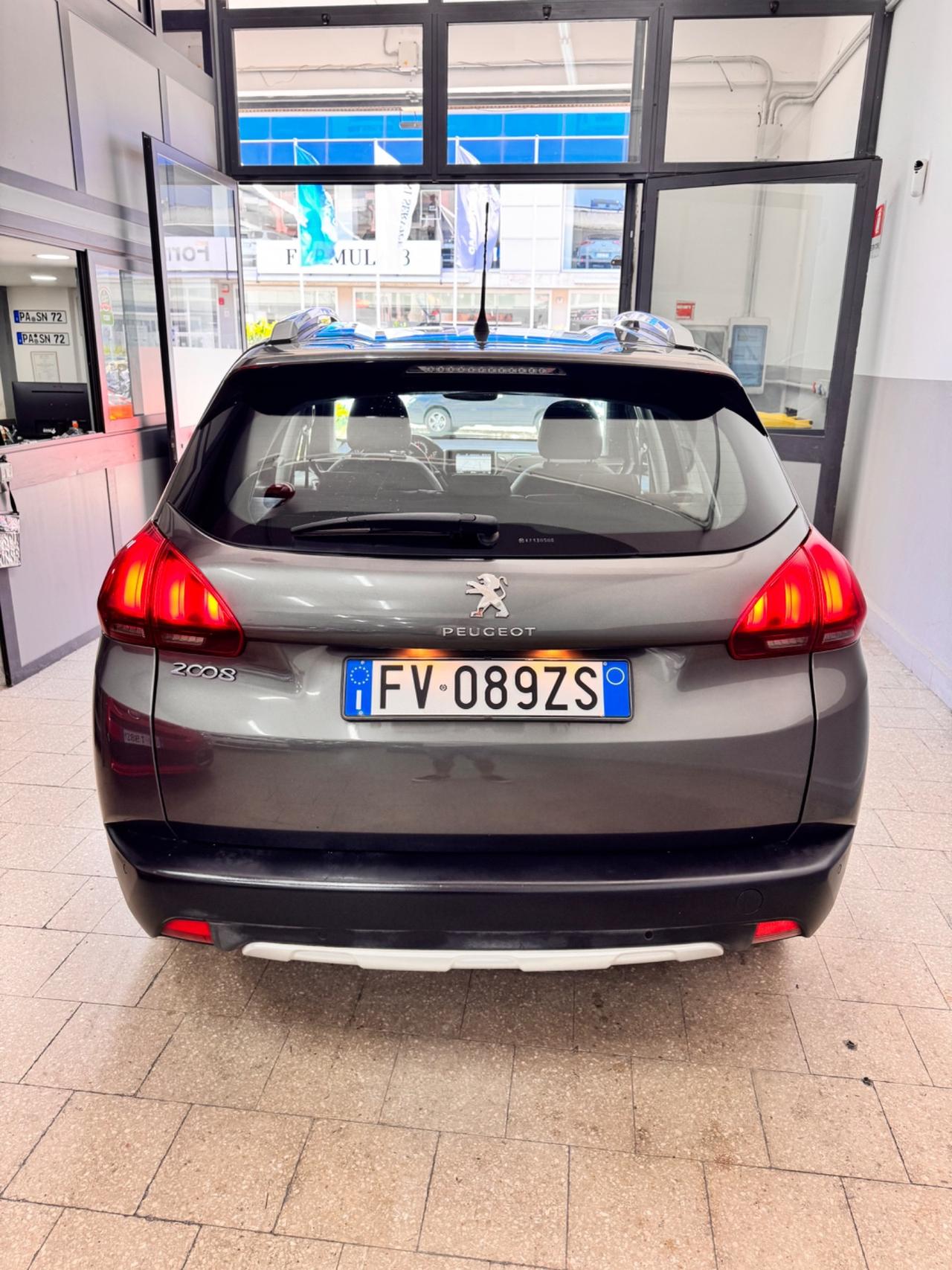 Peugeot 2008 1.2 82 Cv Allure 90.000 KM - 2019