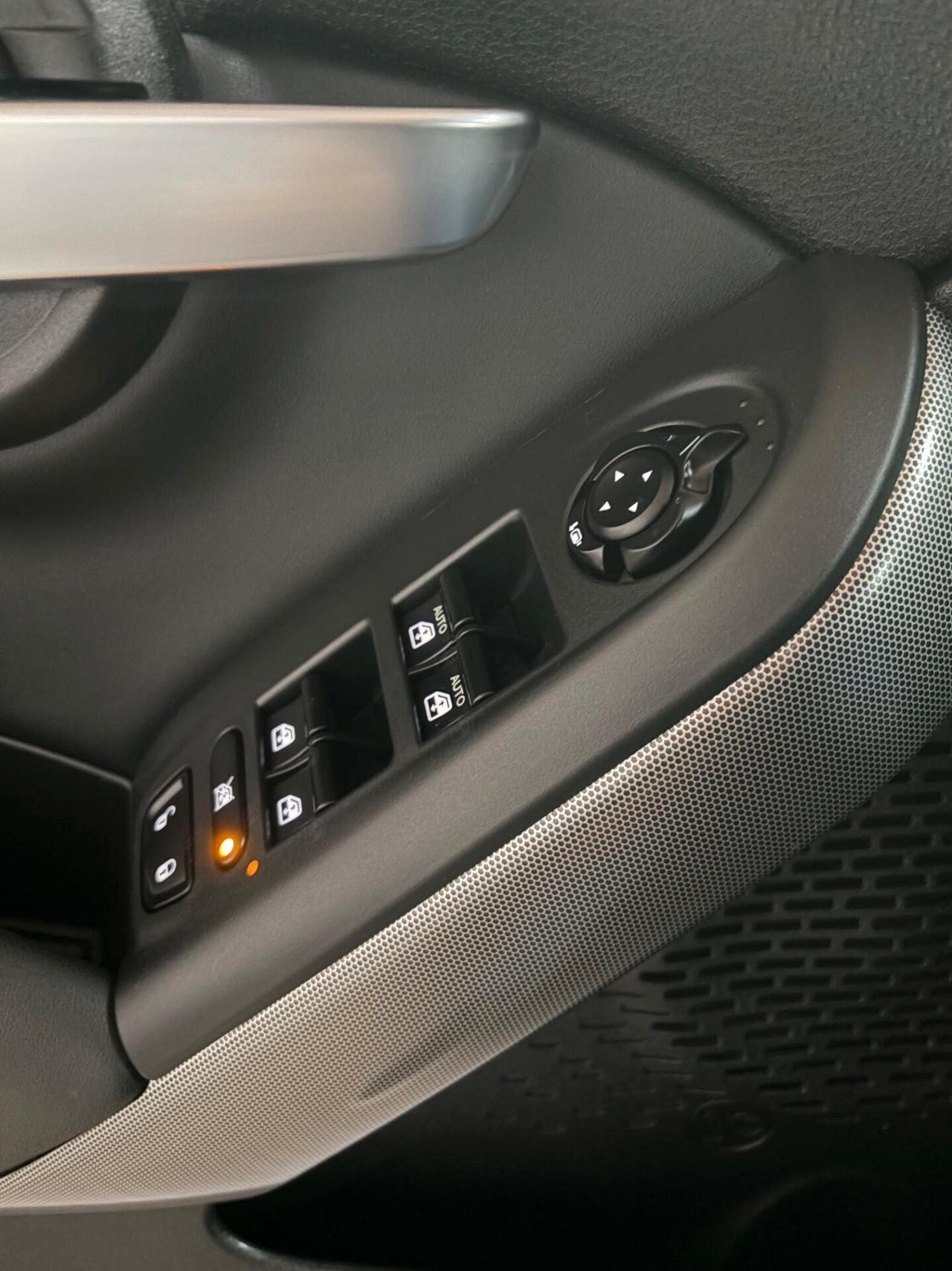 FIAT 500 X 1.6 M-JET 130cv SPORT (25.000 KM!)