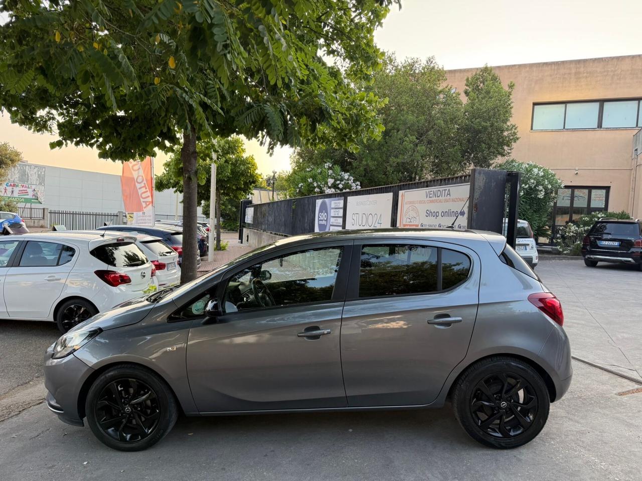 Opel Corsa 1.2 5 porte 120 Anniversary