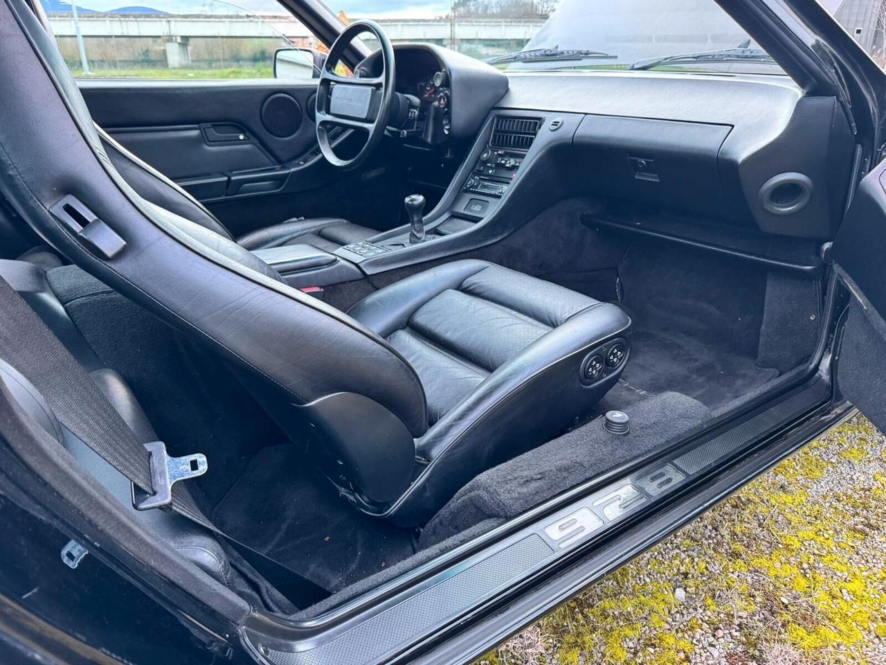 Porsche 928 GT (Manuale) – Rarità per Collezionisti