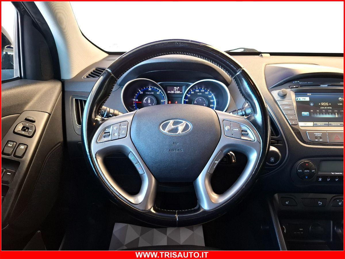 HYUNDAI iX35 1.7 Crdi Xpossible NEOPATENTATI (DOPPIO TETTO PANORAMICO APRIBILE)