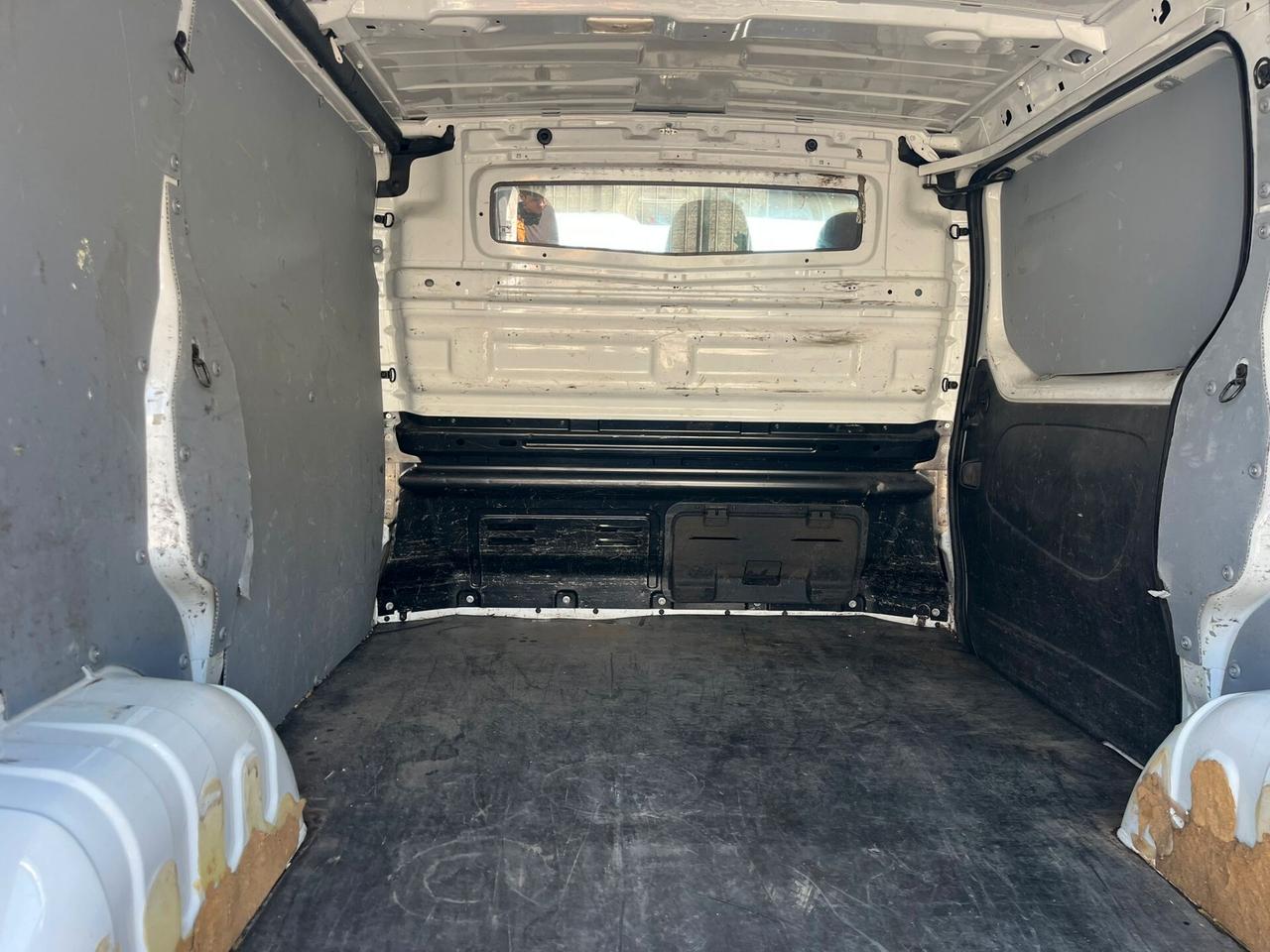 Opel Vivaro 1.6 turbo diesel