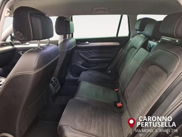 VOLKSWAGEN Passat Variant 2.0 TDI SCR EVO DSG Executive