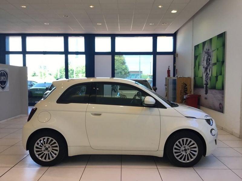 FIAT 500 Berlina 42 kWh MY23