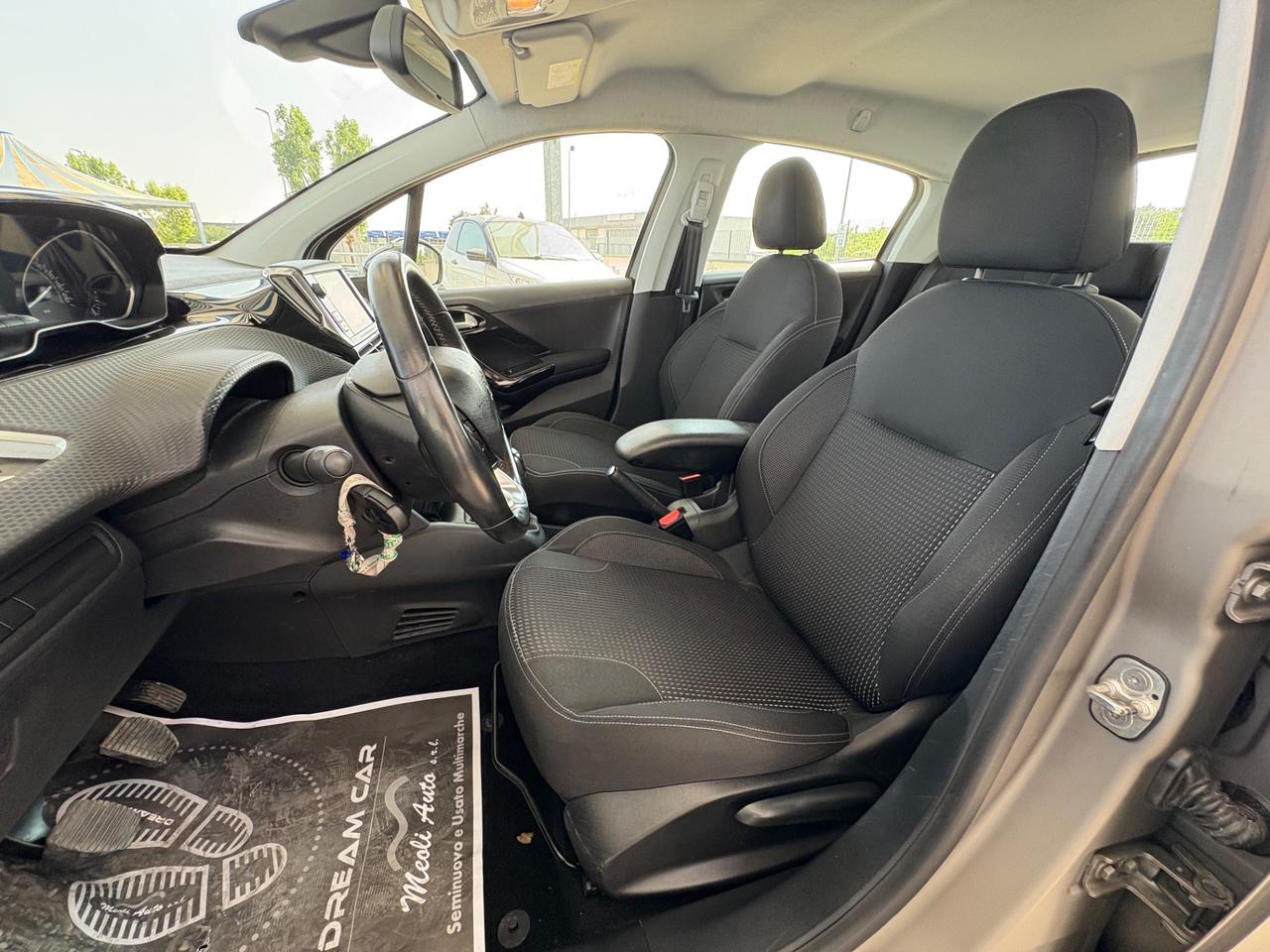 Peugeot 208 BlueHDi 75 5 porte Allure GRIGIO OPACO