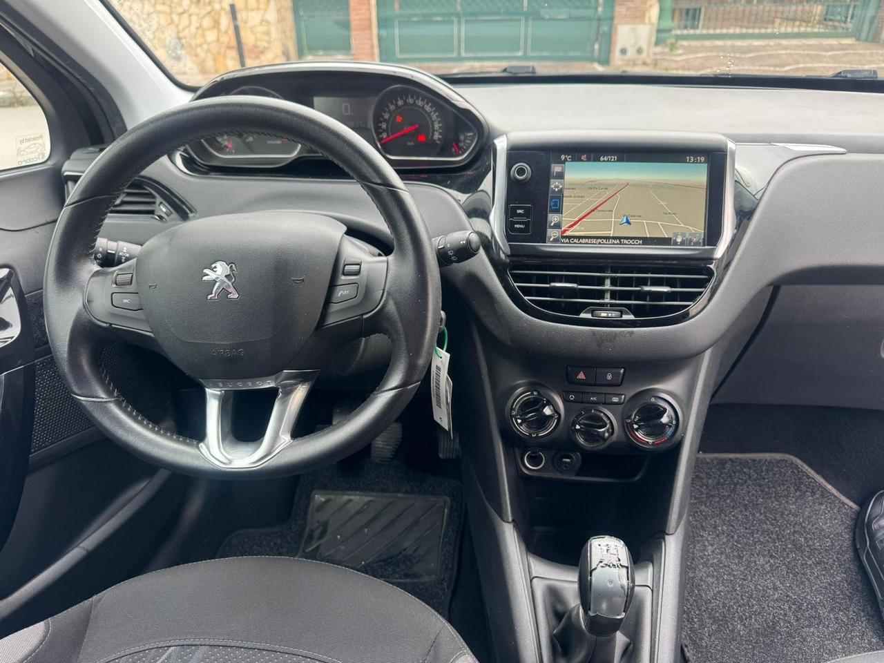 Peugeot 208 1.4 HDi 68 CV 5 porte Anno 2016