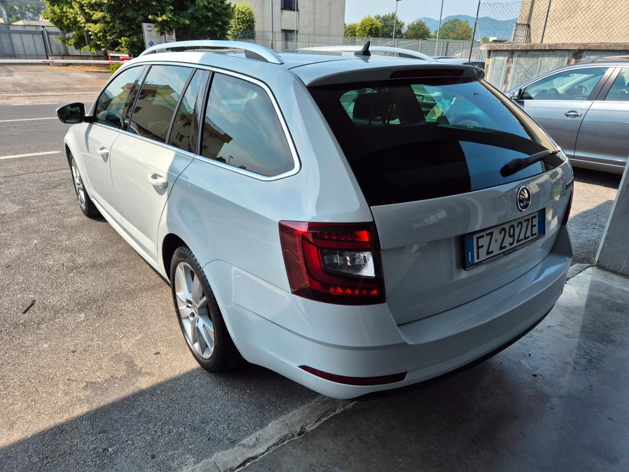 Skoda Octavia 1.5 DSG Wagon Style G-Tec
