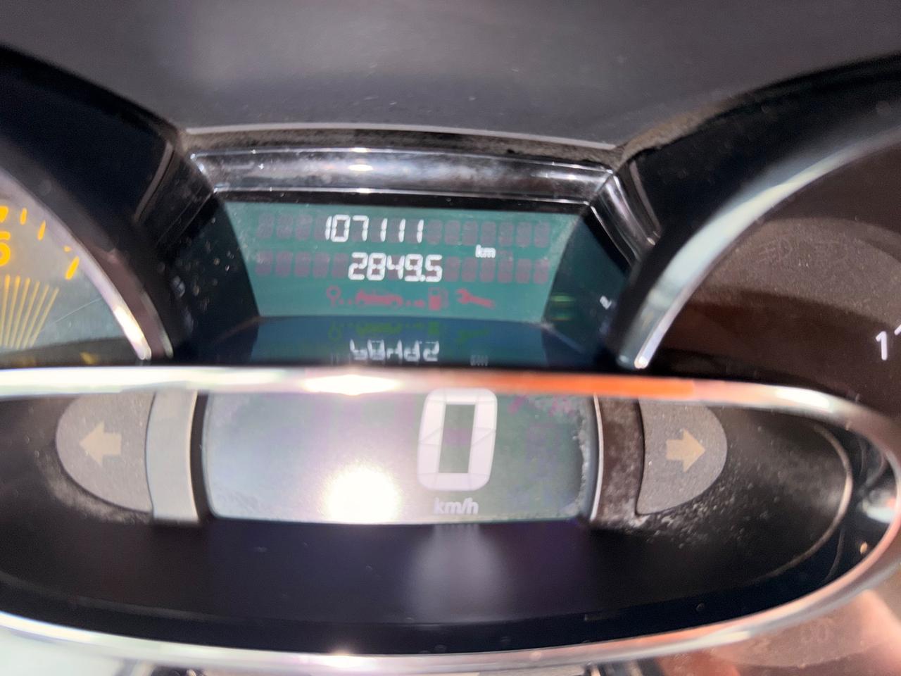 Renault Clio 1.2 75CV 5 porte Costume National 2014 100.000 km