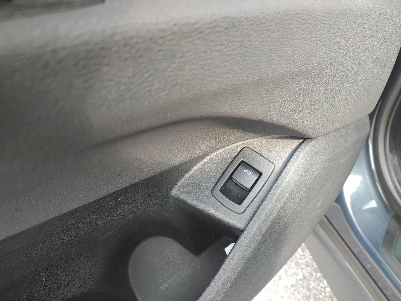 Bmw X1 Business 18 d #5925