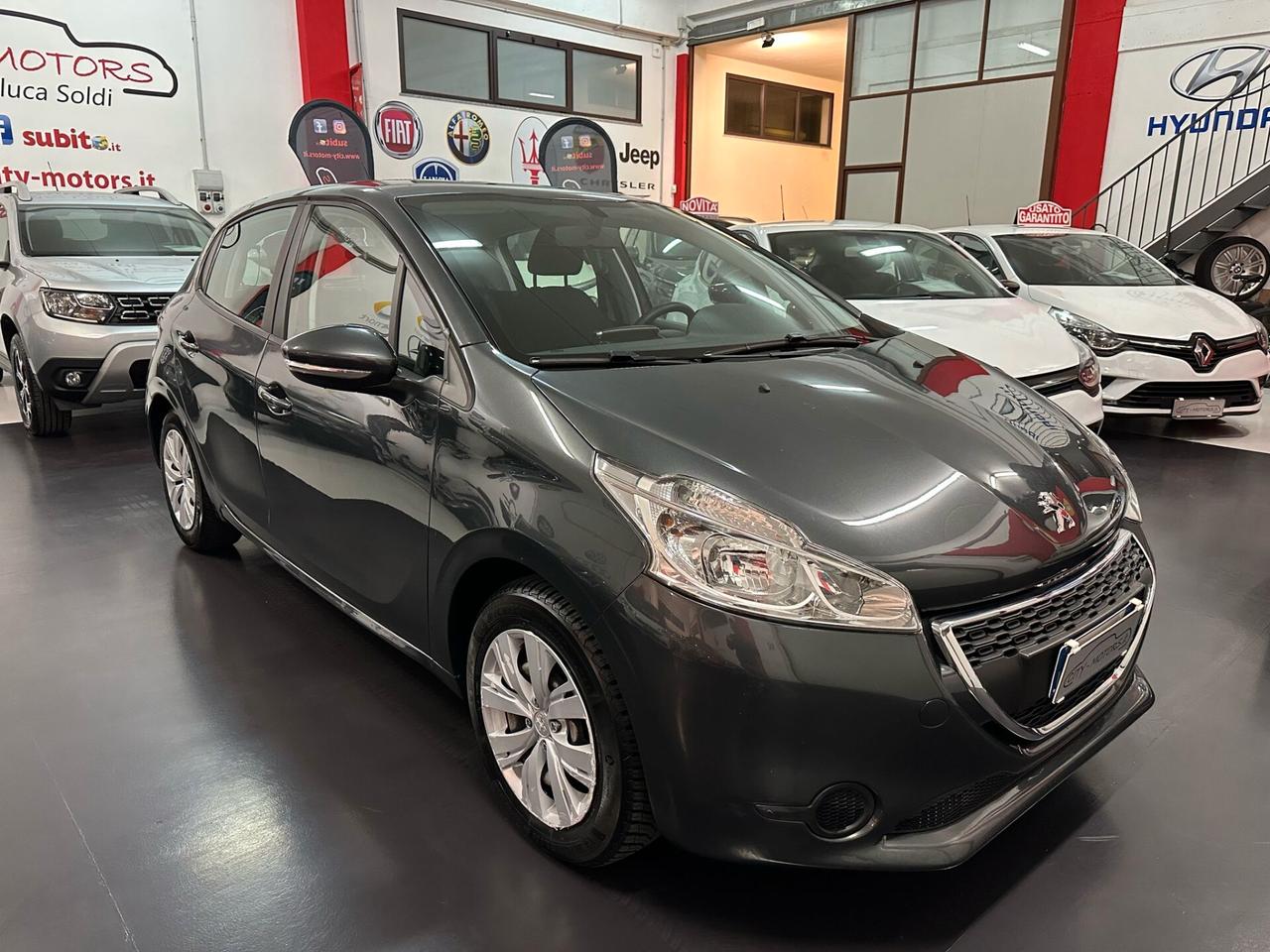 Peugeot 208 1.4 HDi 68 CV 5 porte Active