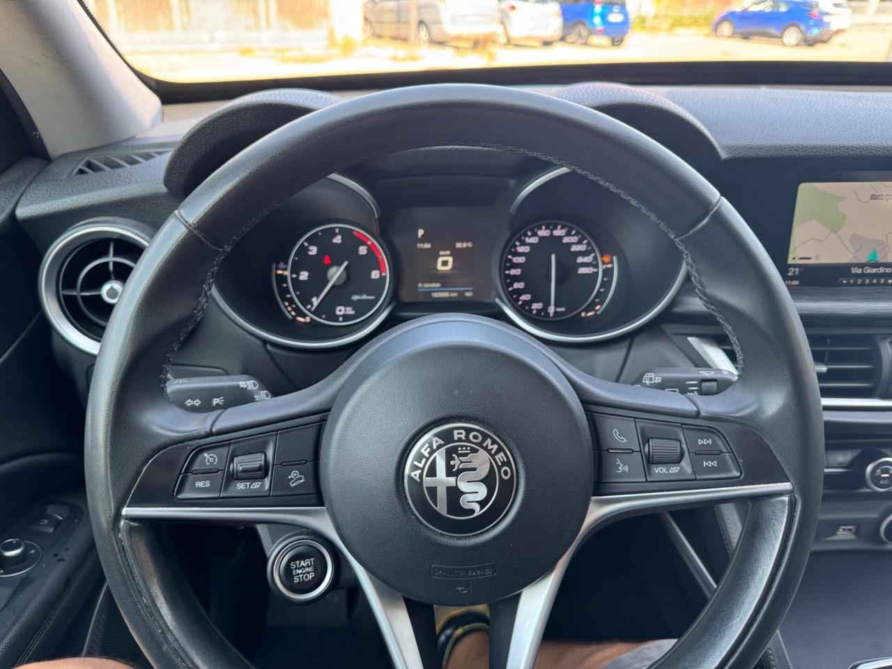 Alfa Romeo Stelvio 2.2 Turbodiesel 180 CV AT8 RWD Business