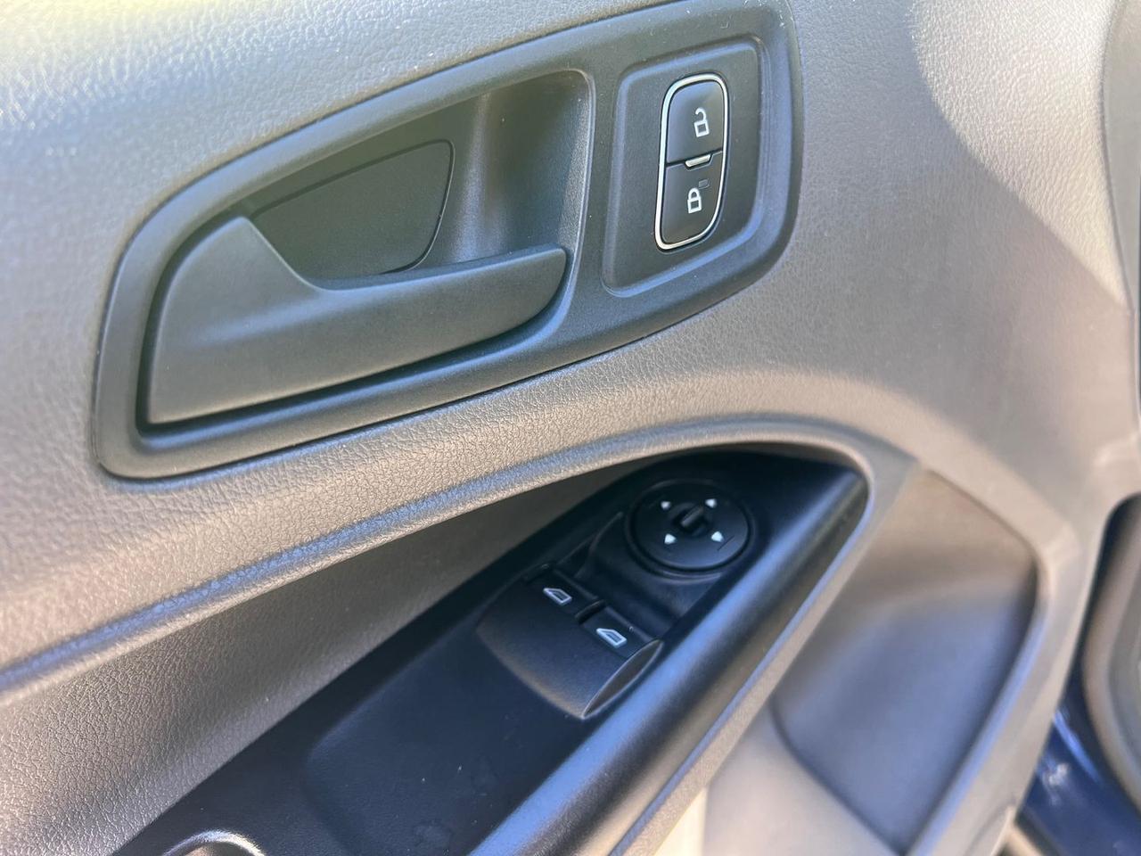 Ford Transit Connect 1.5TDCi 120 CV #9450