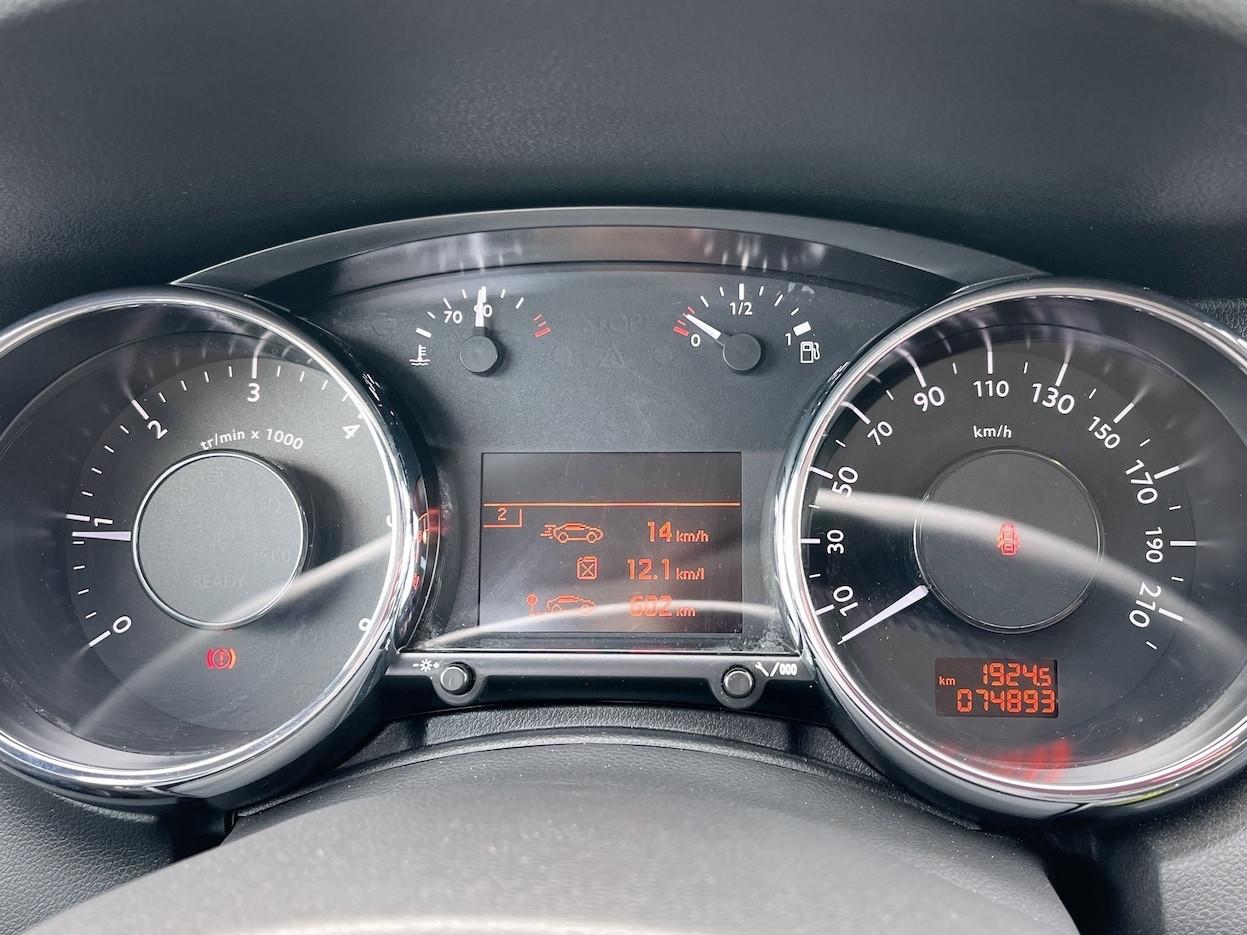 Peugeot 5008 1.6 Diesel 115CV E5 7 Posti - 2014
