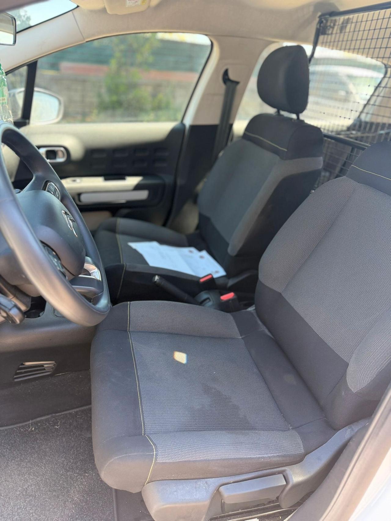 Citroen C3 BlueHDi 100 S&S Van Feel Con Catena Rotta