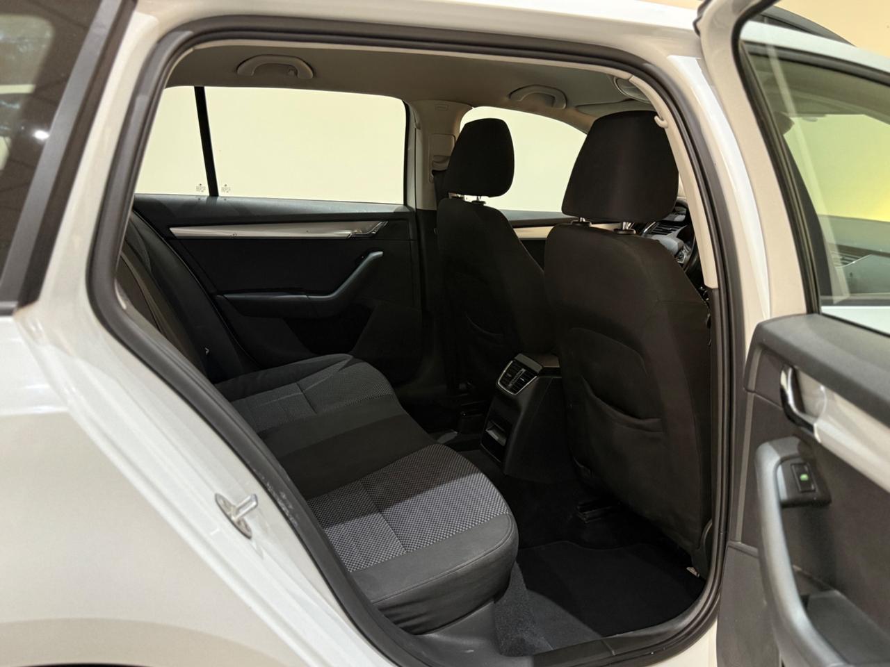 Skoda Octavia 1.6 TDI 105 cv Per Neopatentati