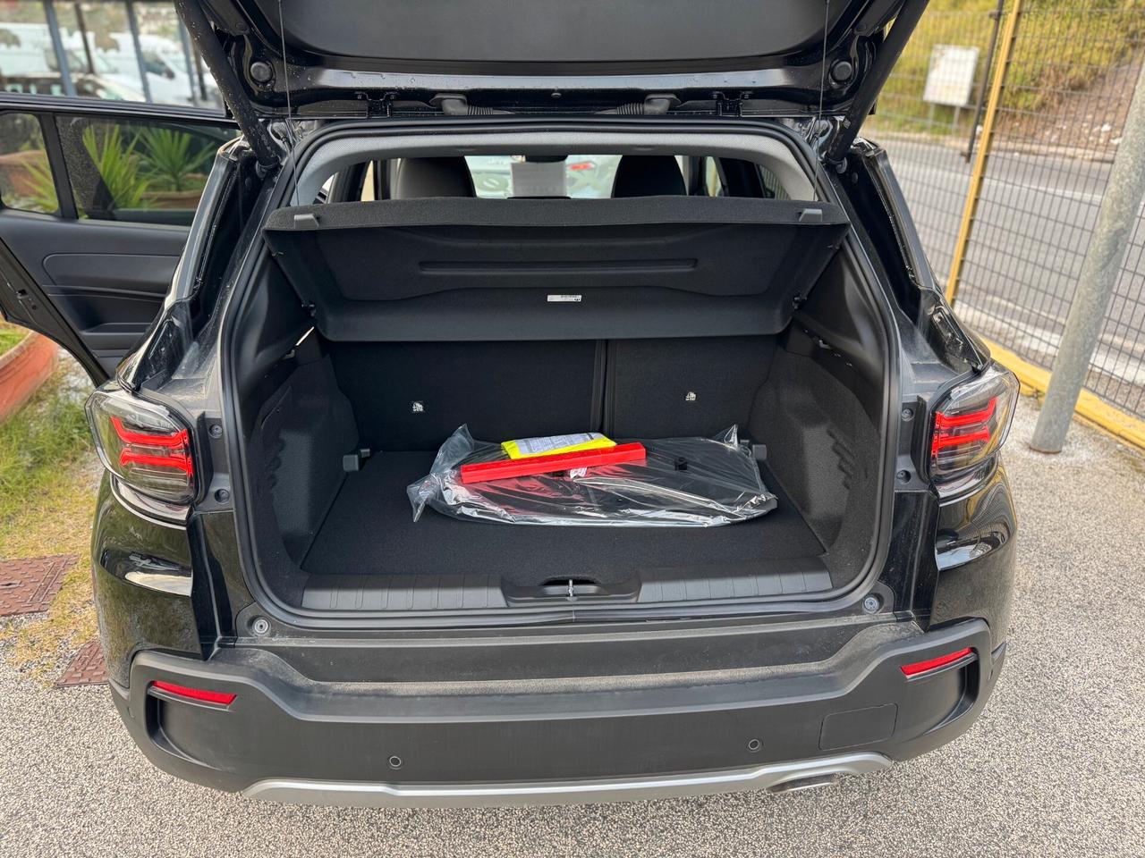 Jeep Avenger 1.2 Turbo MHEV 100cv DCT Summit