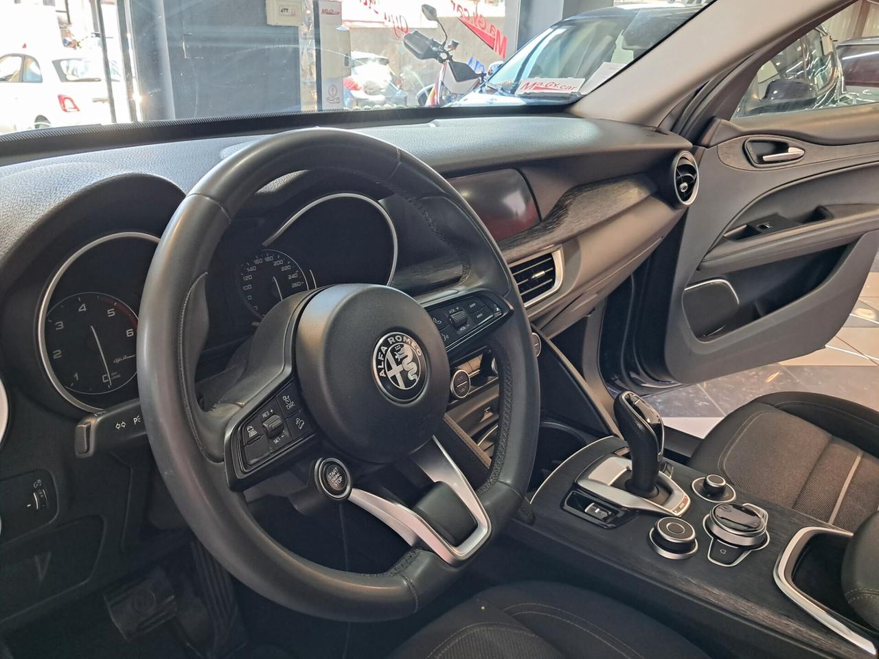 Alfa Romeo Stelvio 2.2 Td 160 cv AT8 RWD Business