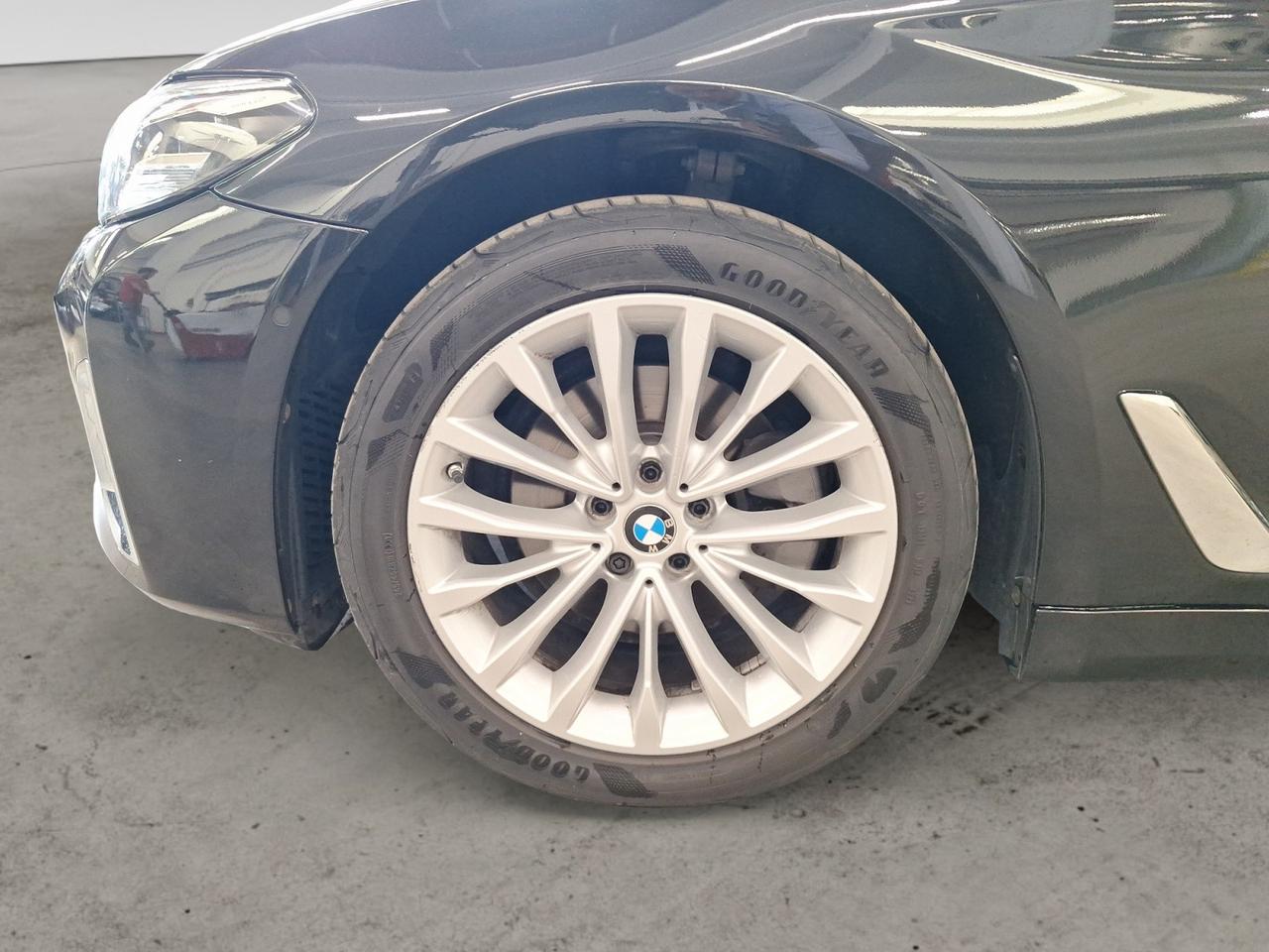 BMW 520 d mhev 48V xdrive Luxury auto