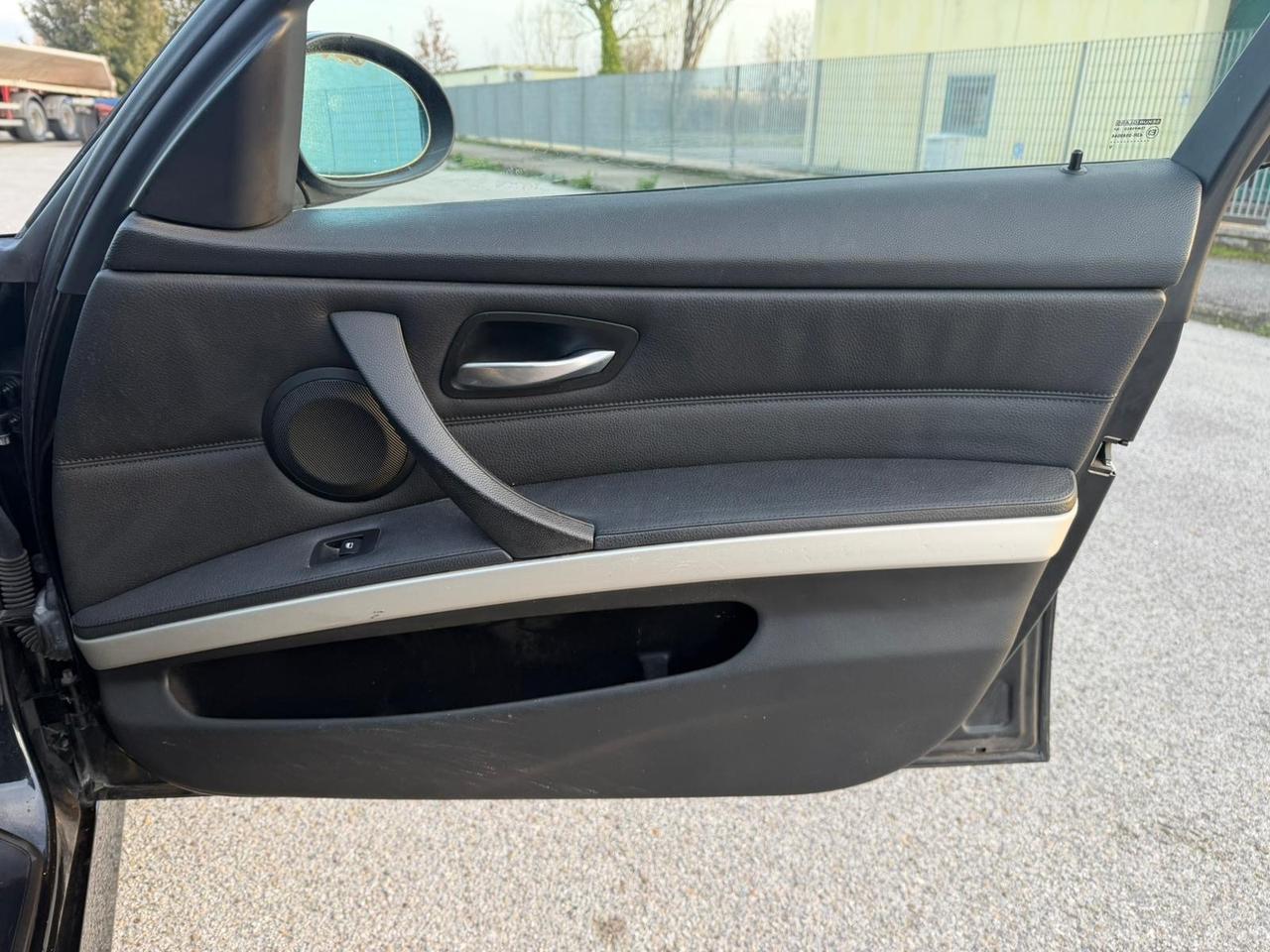 Bmw 320 D. Touring Cambio automatico