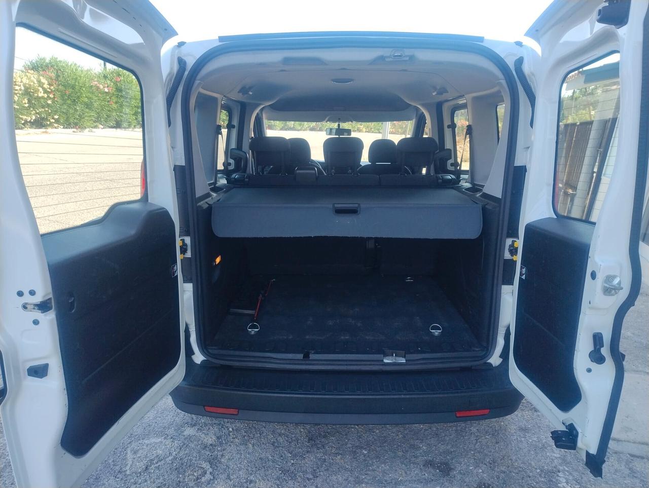 Fiat Doblò Combi 1.3 Mjet SX 95Cv - 2019
