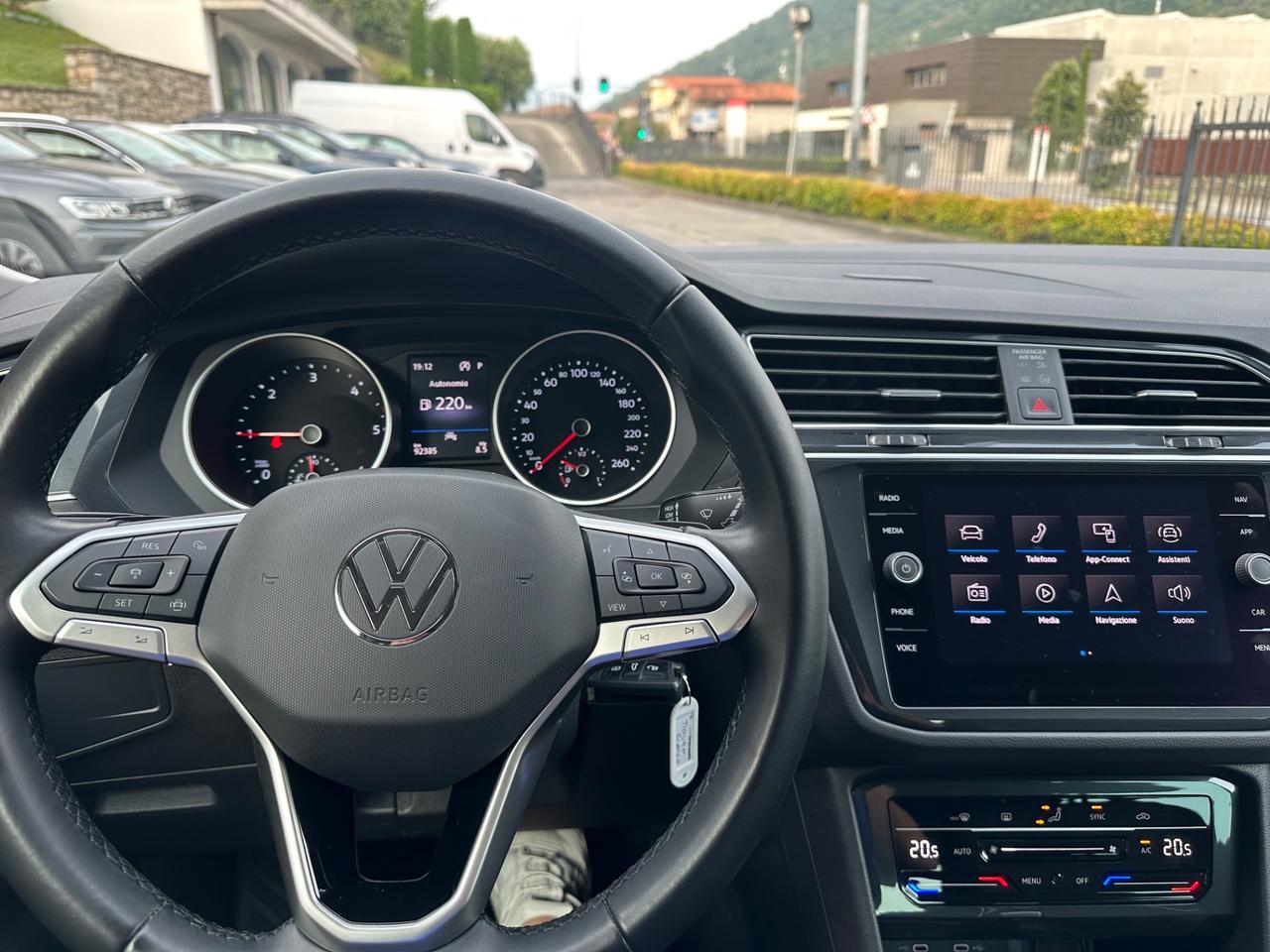 Volkswagen Tiguan 2.0 TDI 150 CV SCR DSG Elegance