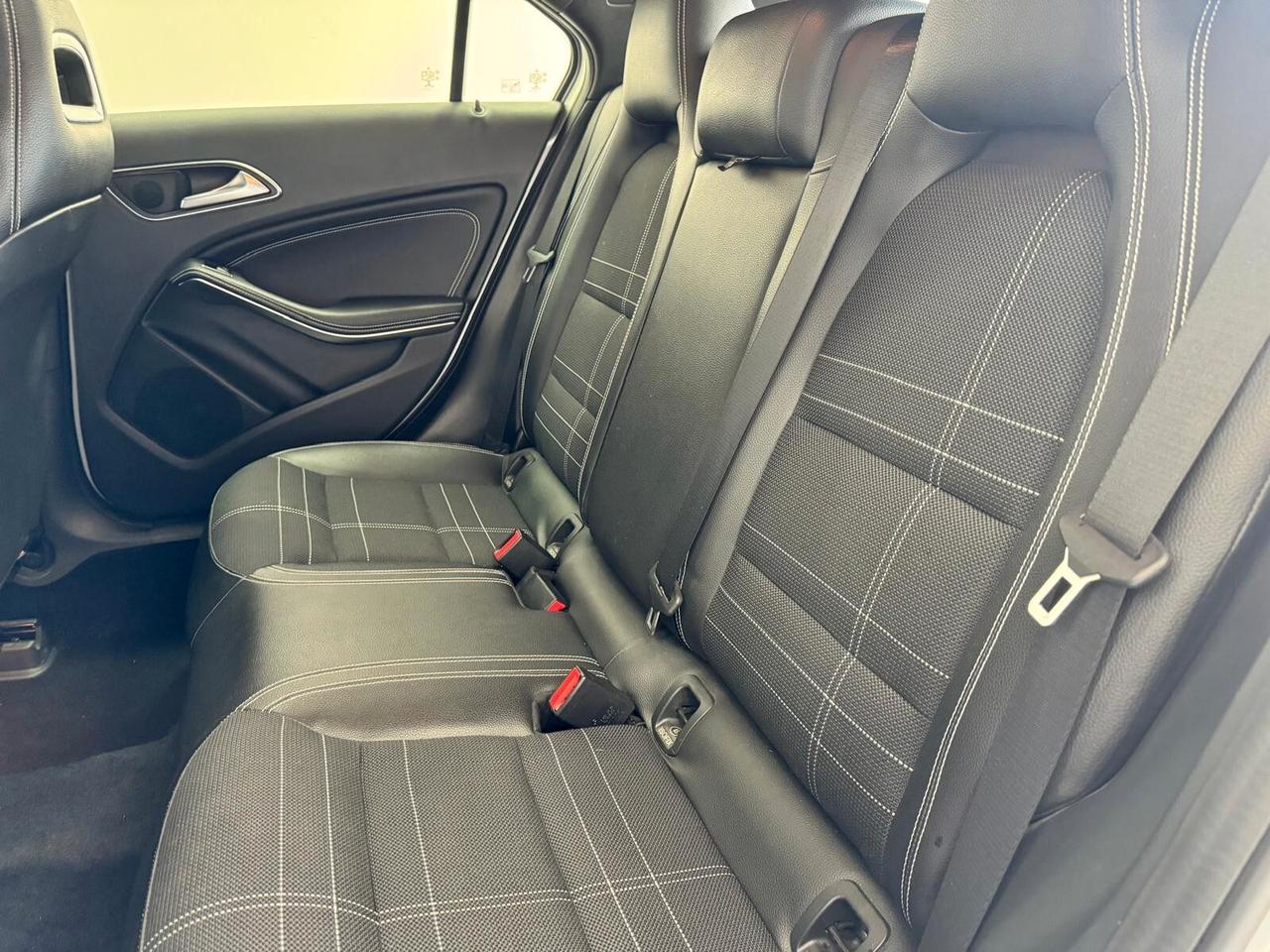 Mercedes-benz A 180d sport-EURO6