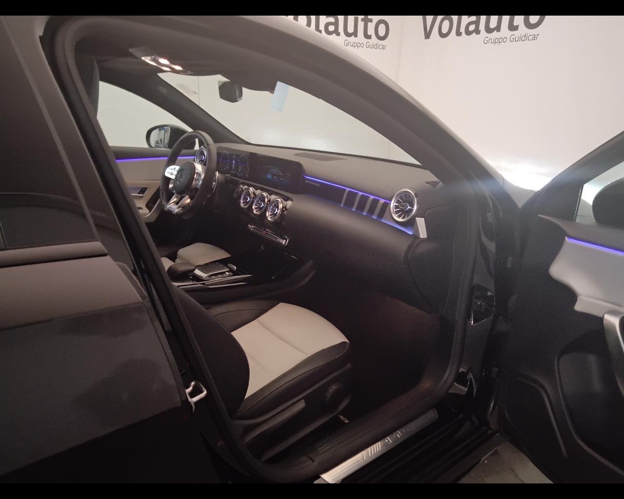 Mercedes-Benz Classe A - W177 2018 - A AMG 35 4matic auto