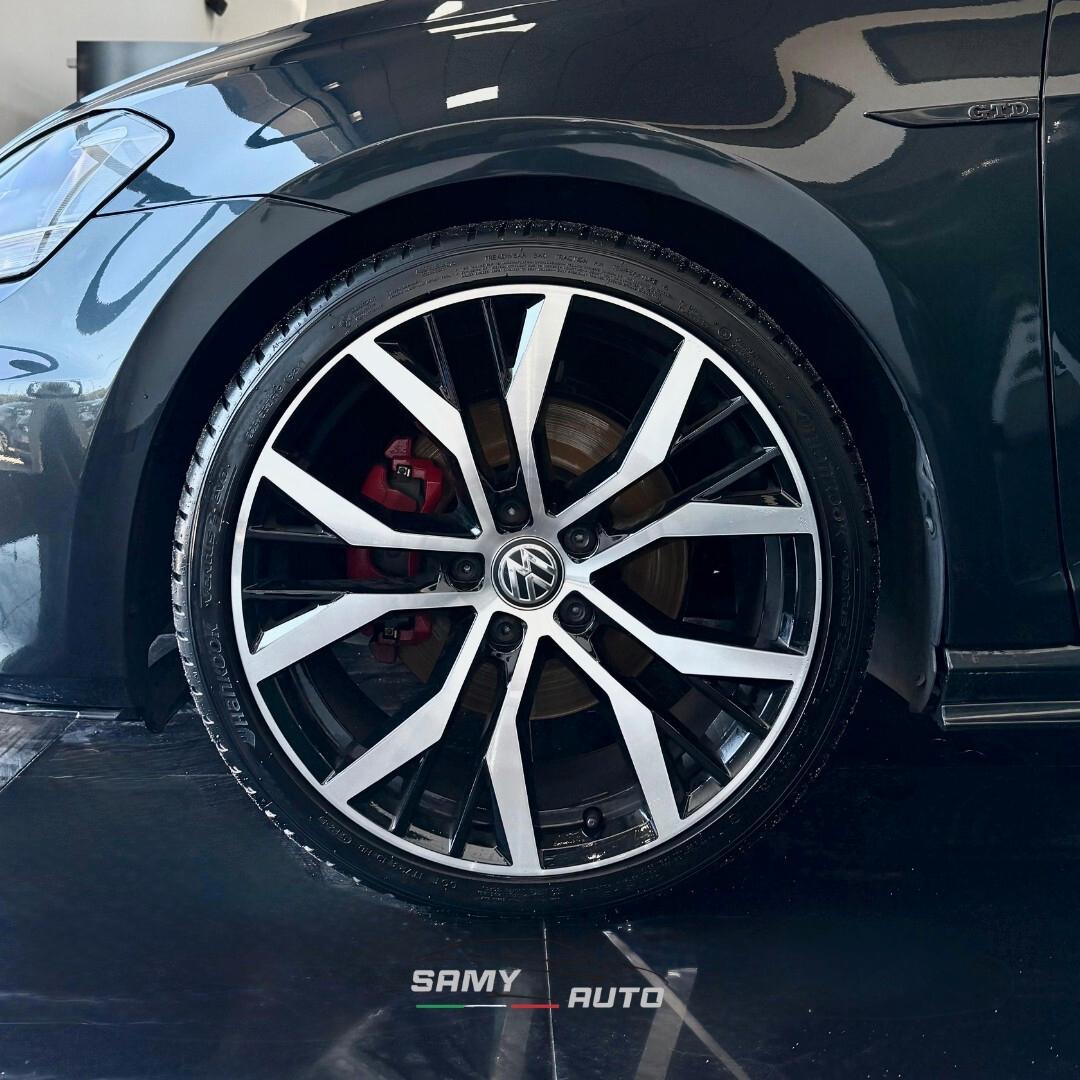 Volkswagen Golf GTD 2.0 TDI DSG 5p.