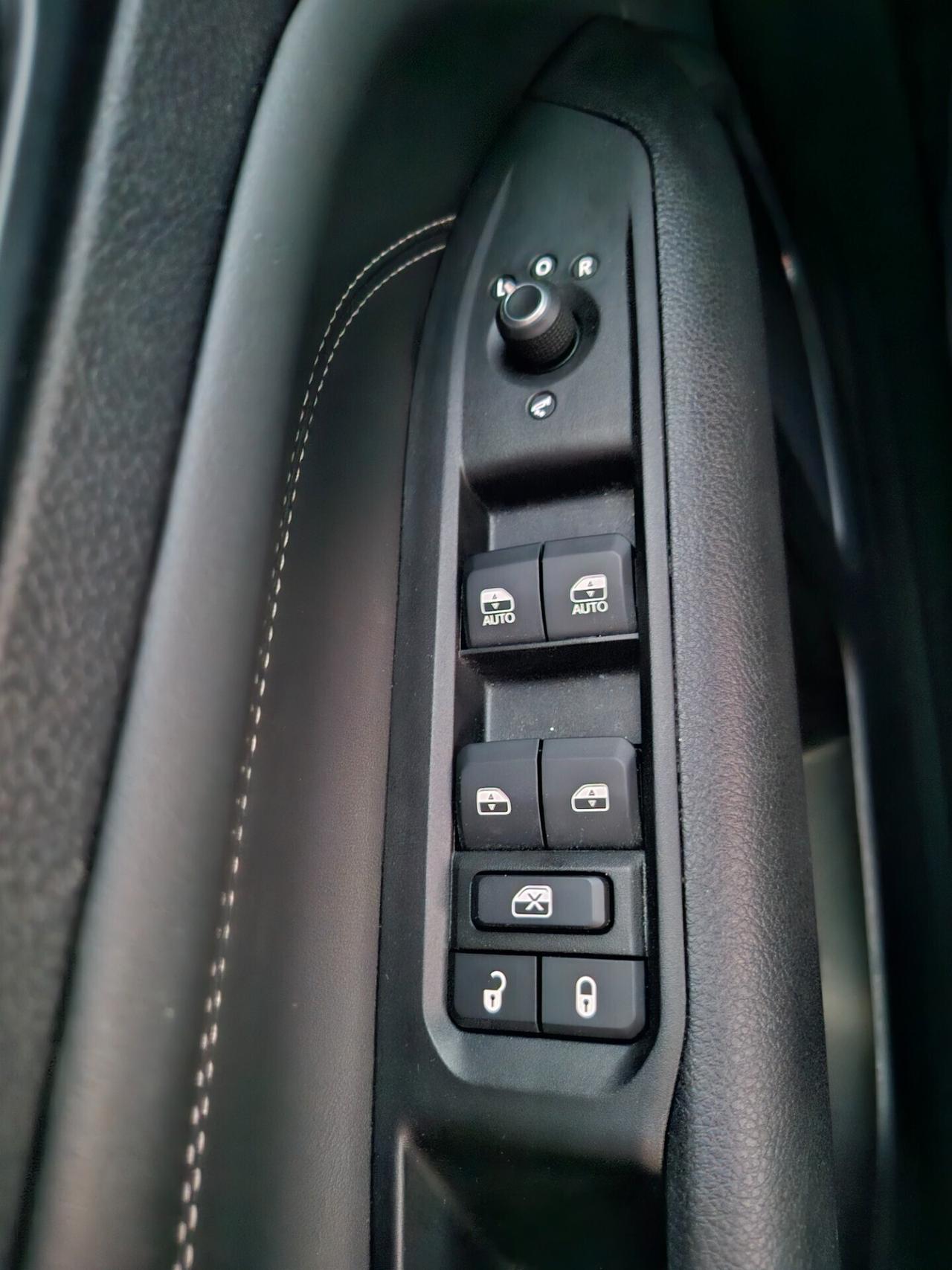 NEW JEEP COMPASS 1.6 Mtj 130cv-NAVY-PELLE-LED