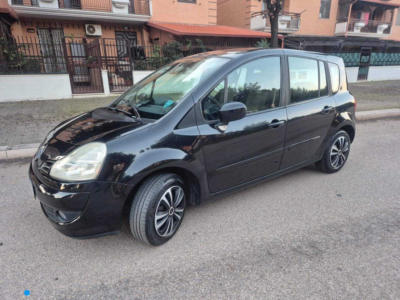 Renault Modus 1.5 dCi 85CV anno 09