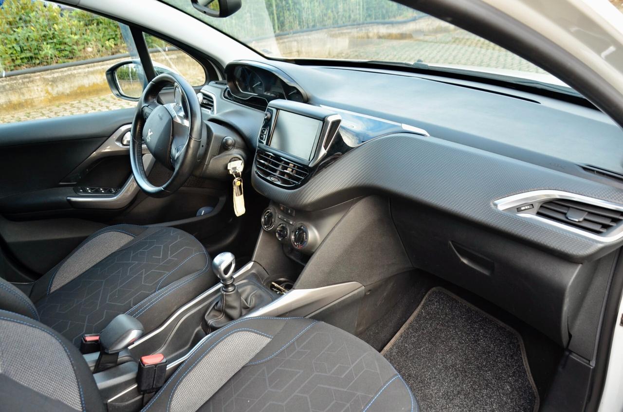 PEUGEOT 2008 1.5 BLUEHDI STYLE 102cv, UFF ITALIANA, SERVICE DIMOSTRABILI, RETROCAMERA, APPLE ANDROID, PERMUTE