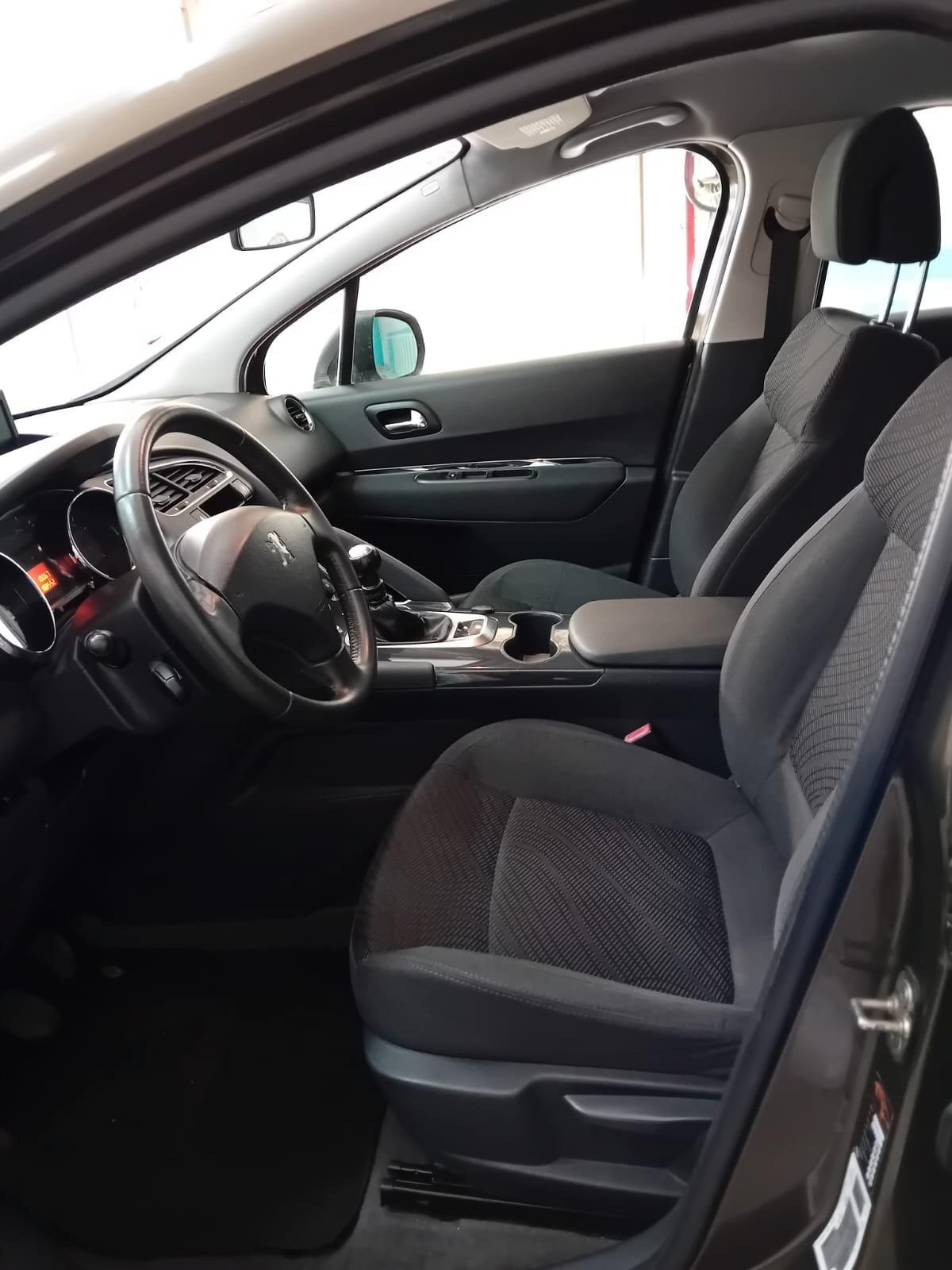 Peugeot 3008 1.6 HDi 112CV Business