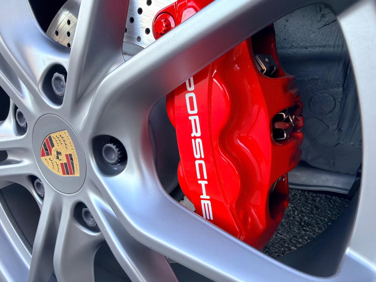 Porsche 718 Spyder Cayman 2.0 T 300cv 4.000km