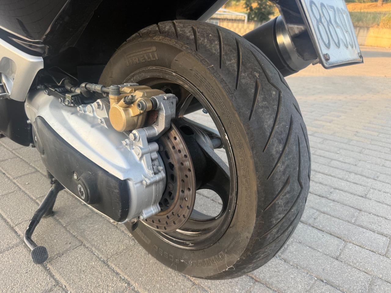Yamaha TMAX carburatori